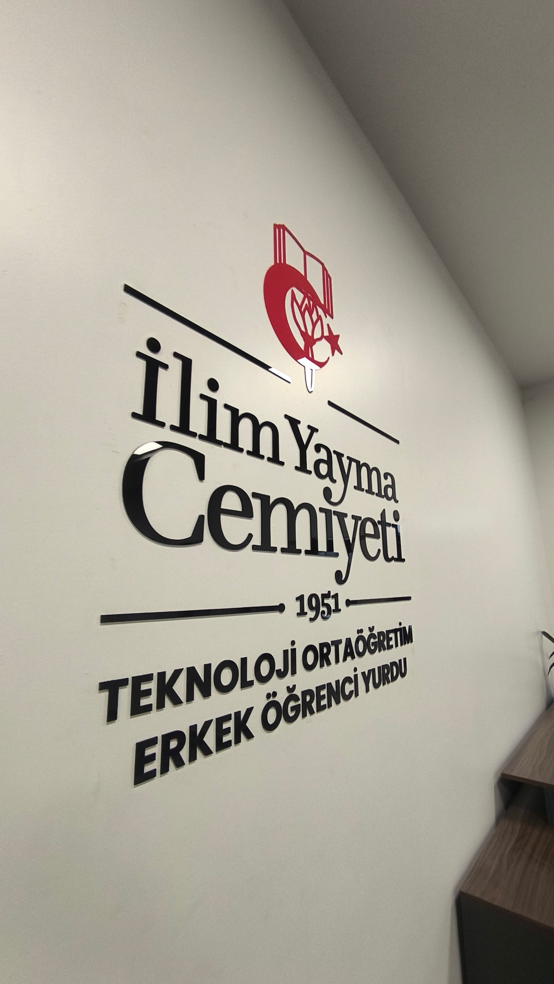 Pleksi Duvar Logosu